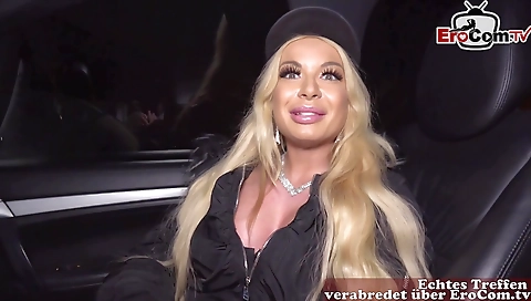 Sexy chick gets fucked in a creampie