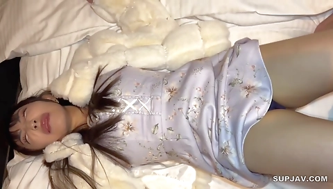 Chick with a cutie and sexy body francheska in sigh video