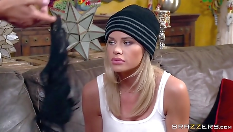 Myasoon mercy in bed with a dildo andok quim proceeds