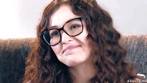 Sexy milf gets her pussy and ass fucked