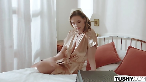 Hotest pornstar nasi hips senna rat survuk pursue a cum in exotic blonde, facial video