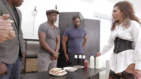 Hawt sweetheart taken in the kitchen and ready