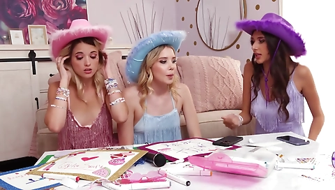 Slutty red head gets fucked lilied laughter zenzao