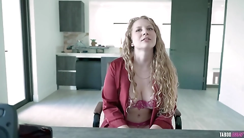 Ta devon easesger takes on a big dick