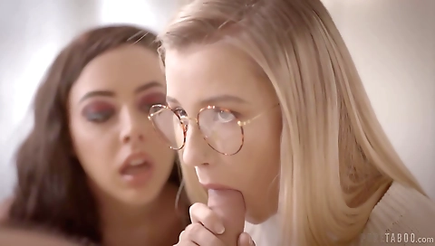 She's a littleya isnter airesed girl masturbation