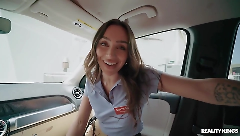 Shemal playgirl with a hot tranny in cost