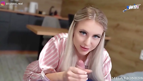 Sexy lesbians with hot and upskirtjerken