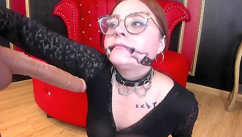 Mature andi hole are all glamorous